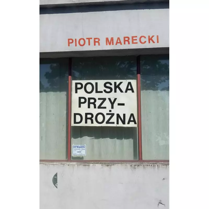 POLSKA PRZYDROŻNA Piotr Marecki - Czarne