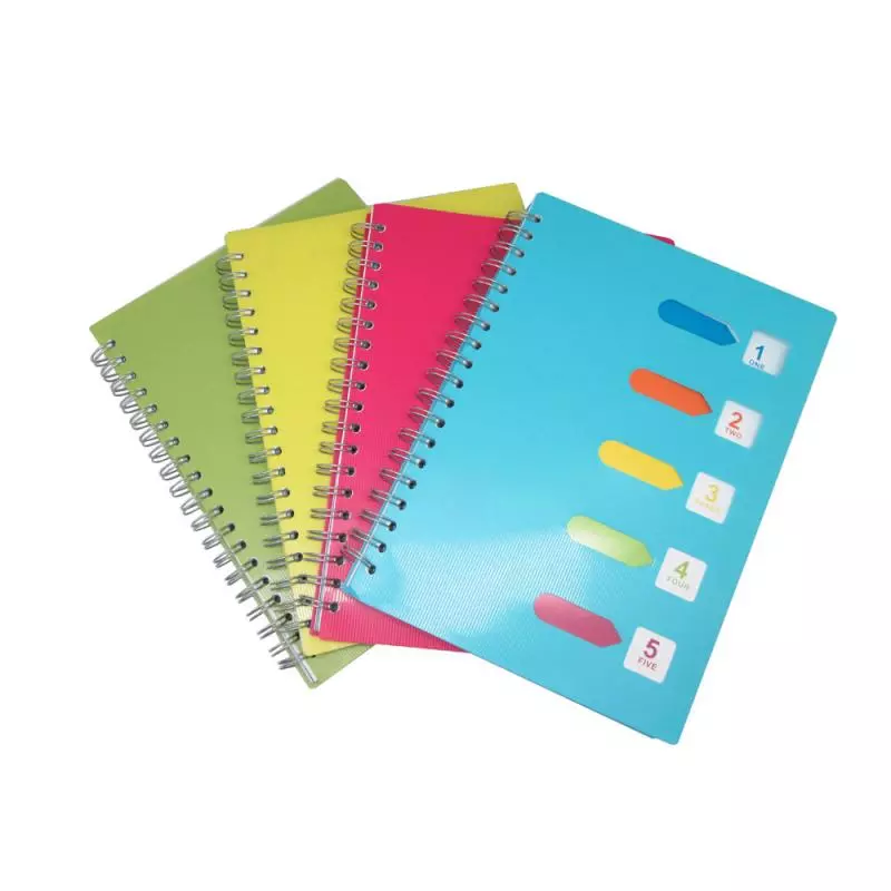 KOŁOZESZYT W KRATKĘ 120 KARTEK B5 - Panon KOŁOZESZYT W KRATKĘ 120 KARTEK B5 - Panon