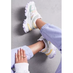 BIAŁO-ZIELONE SNEAKERSY NA TŁOCZONEJ PODESZWIE ZDOBIONE LICZNYMI WSTAWKAMI ROZMIAR 39