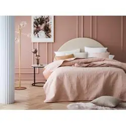 PIKOWANA NARZUTA NA ŁÓŻKO 200X220 CM PUDROWY RÓŻ LEILA ROOM99