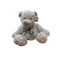 MIŚ PLUSZOWY 33 CM W ŚWIĄTECZNYM SZALIKU 3+