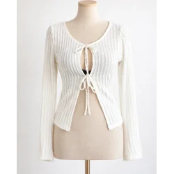 TOP DAMSKI MOTEL ECRU Z MARSZCZENIAMI I WIĄZANIEM ROZMIAR XS