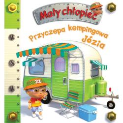 PRZYCZEPA KEMPINGOWA JÓZIA. MAŁY CHŁOPIEC